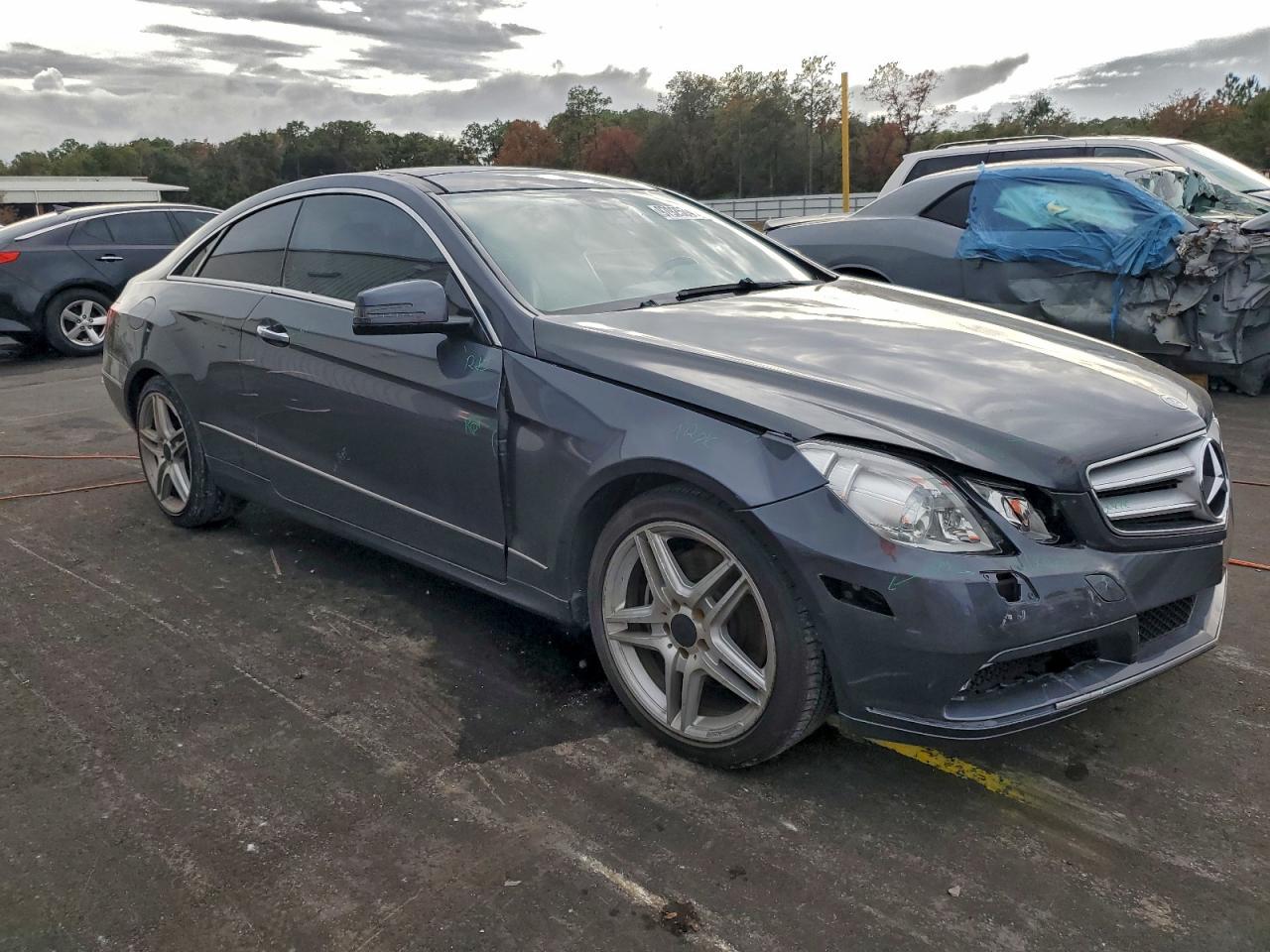 2011 MERCEDES-BENZ E 350 photo 4