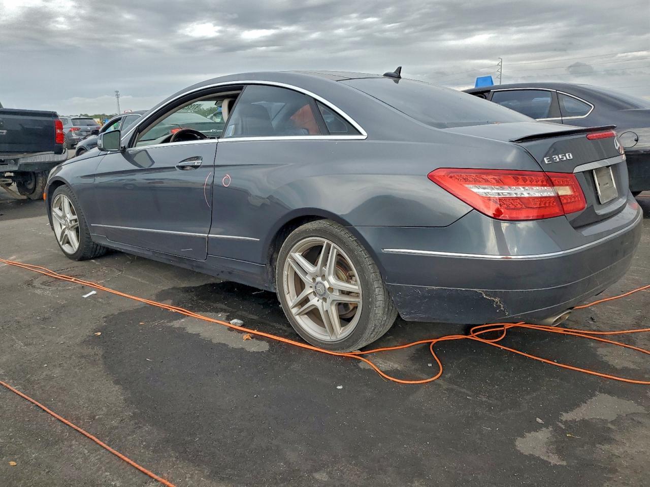 2011 MERCEDES-BENZ E 350 photo 2