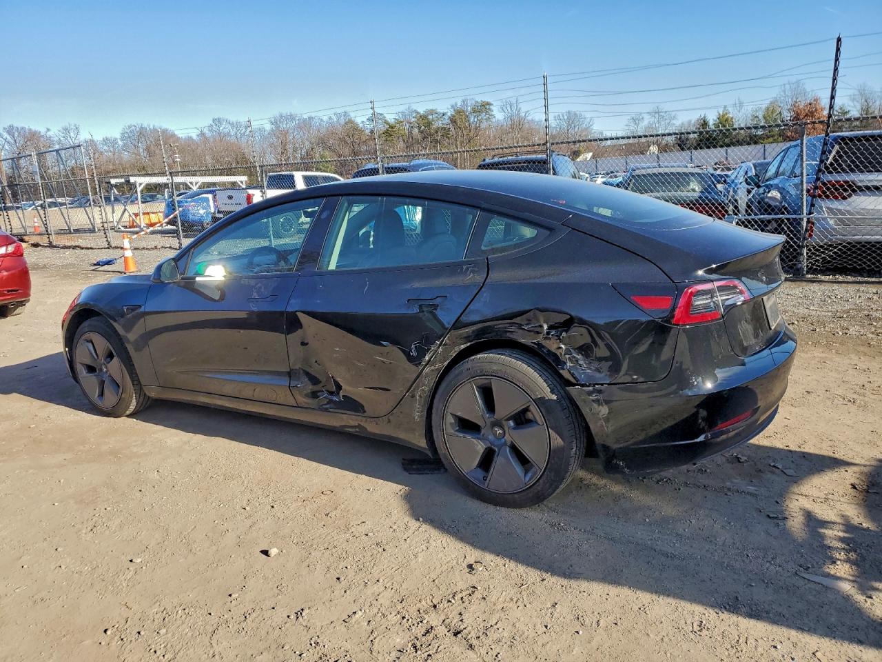 2022 TESLA MODEL 3 photo 3