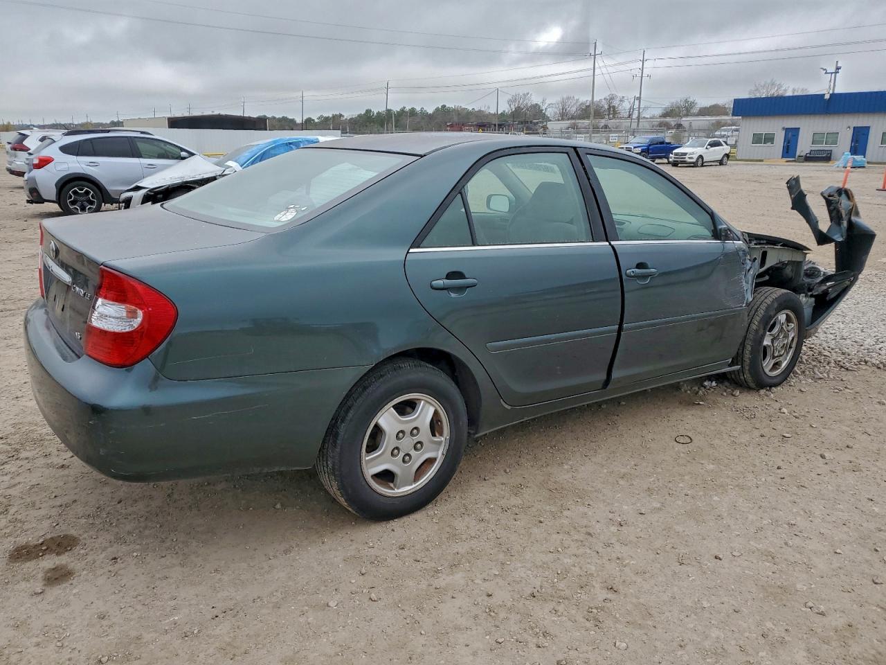 2003 TOYOTA CAMRY LE photo 5