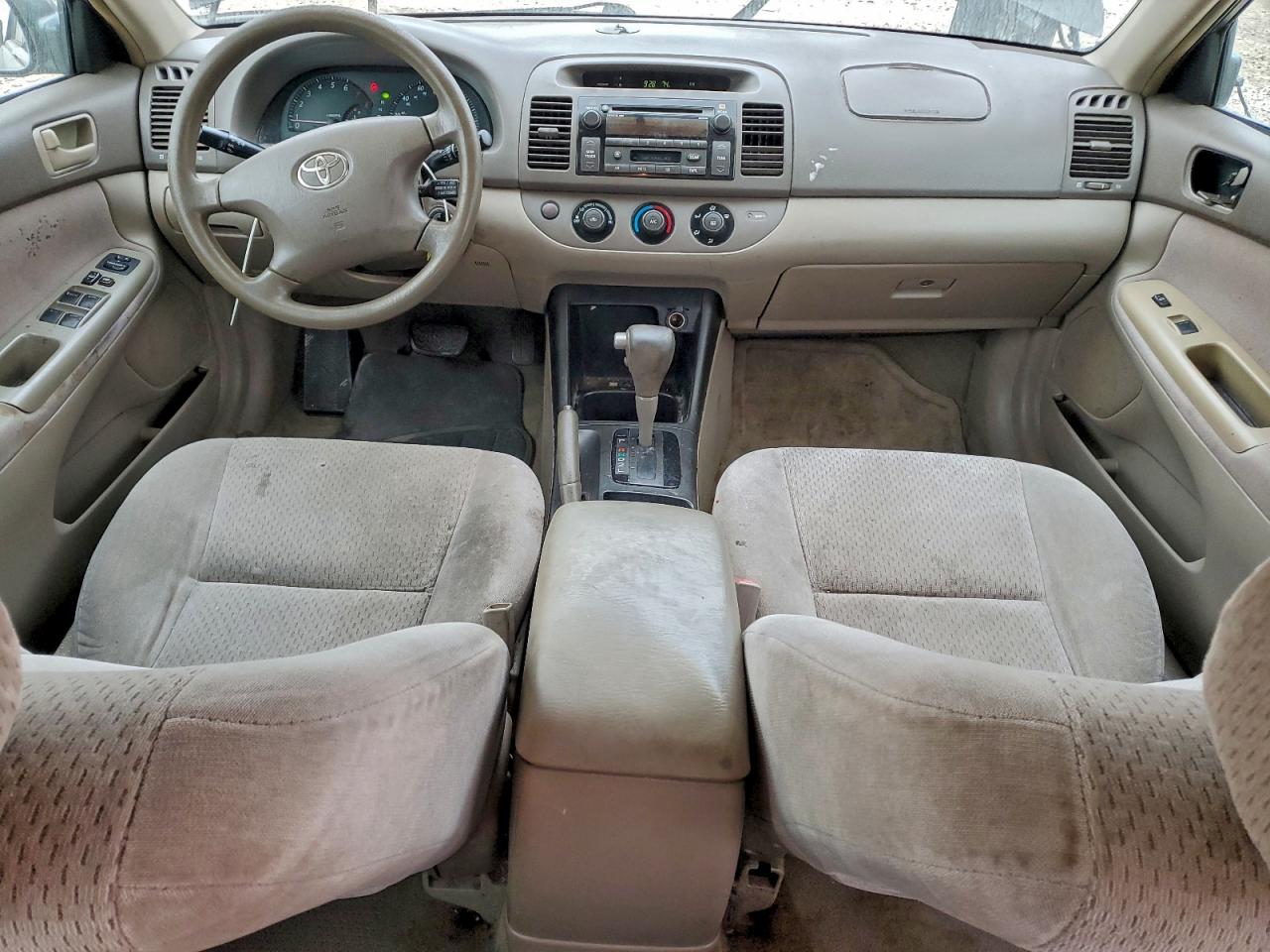 2003 TOYOTA CAMRY LE photo 15