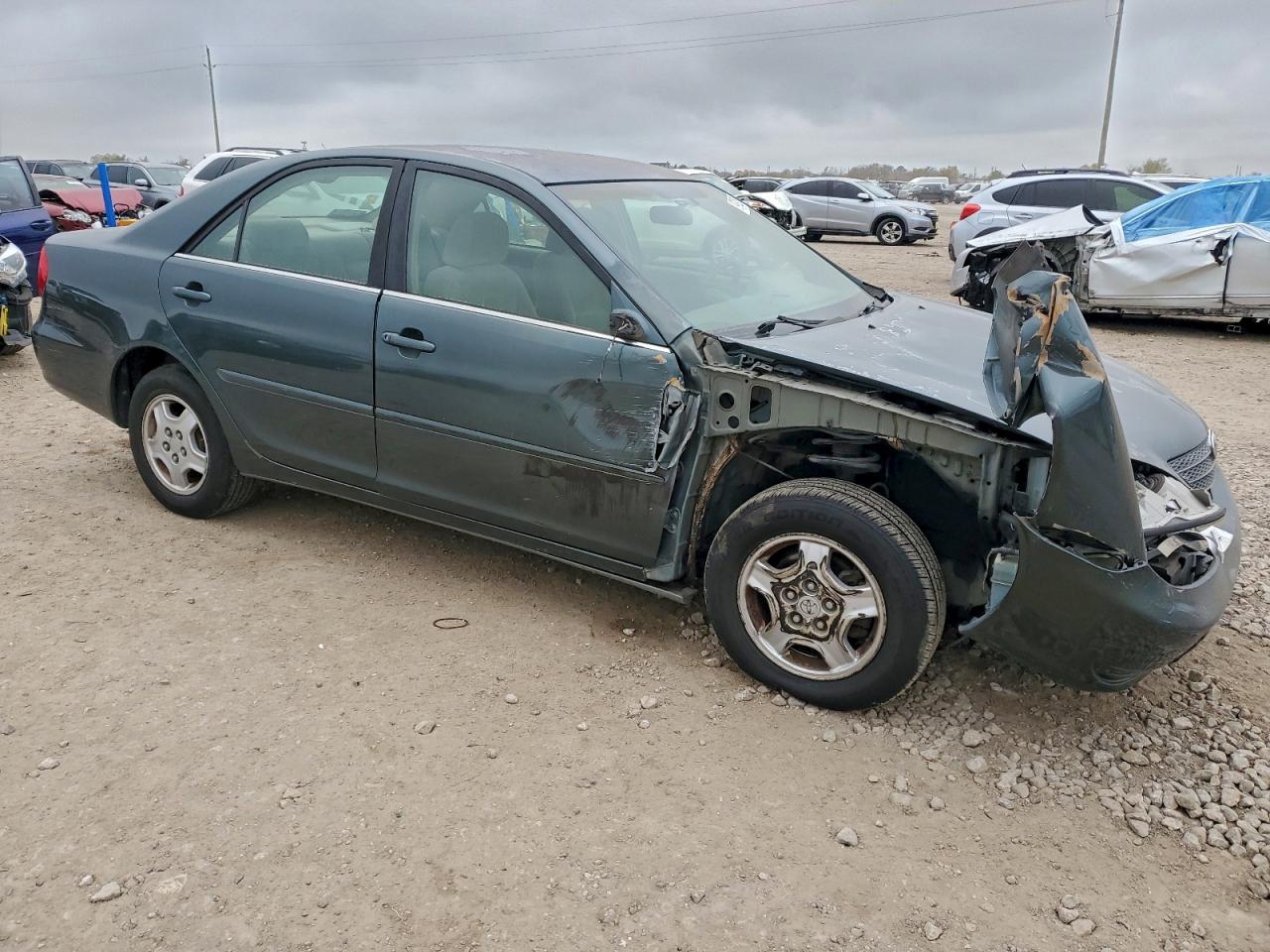 2003 TOYOTA CAMRY LE photo 7