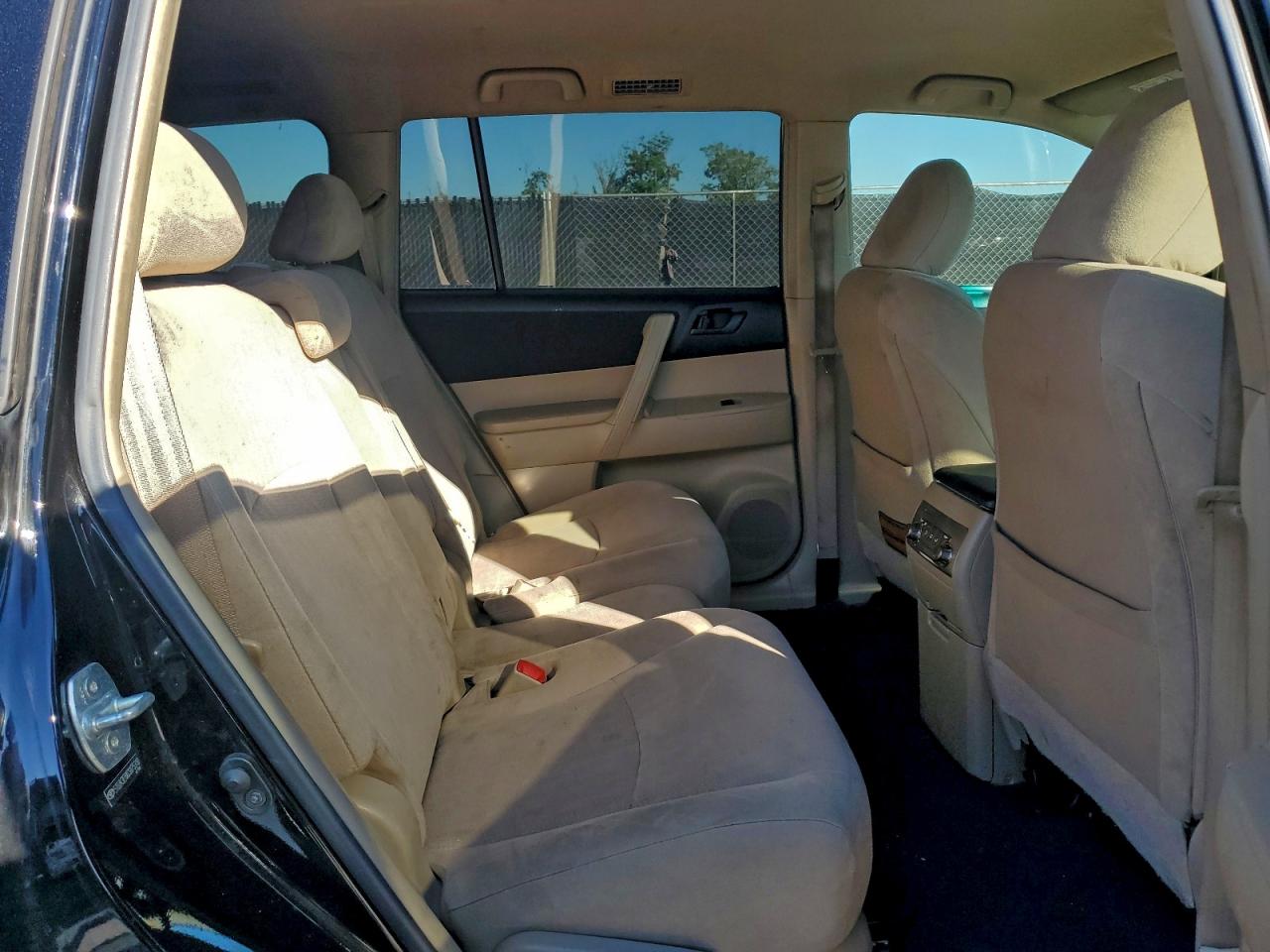 2012 TOYOTA HIGHLANDER BASE photo 21