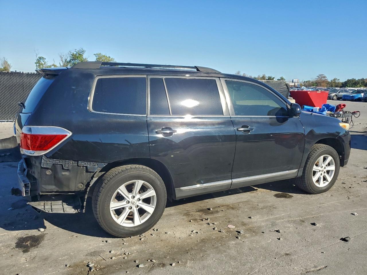 2012 TOYOTA HIGHLANDER BASE photo 5