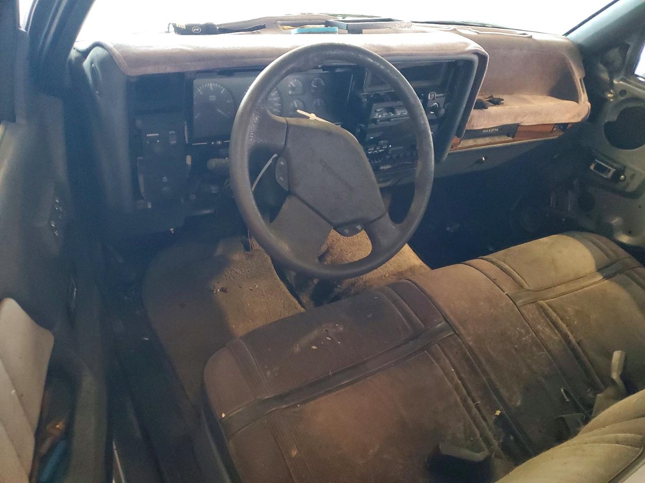 1993 DODGE DAKOTA photo 8