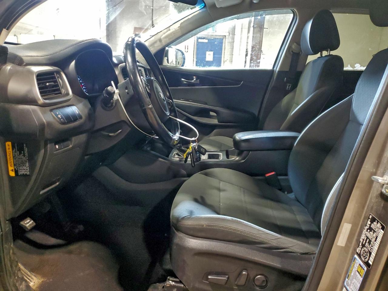 2016 KIA SORENTO LX photo 7