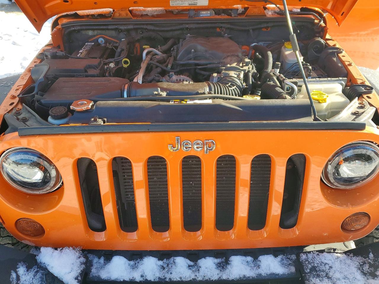 2013 JEEP WRANGLER SPORT photo 23
