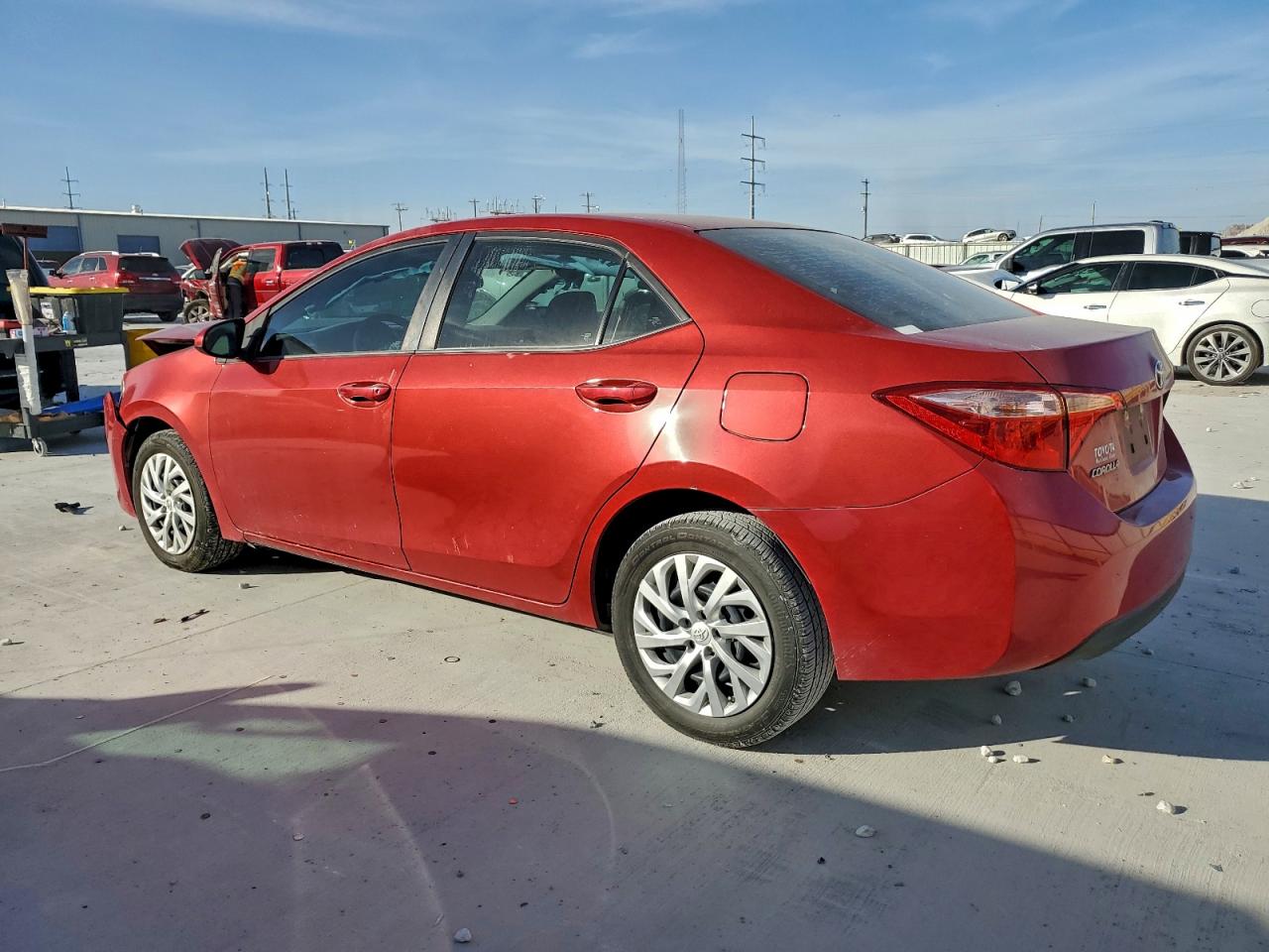 2018 TOYOTA COROLLA L photo 3