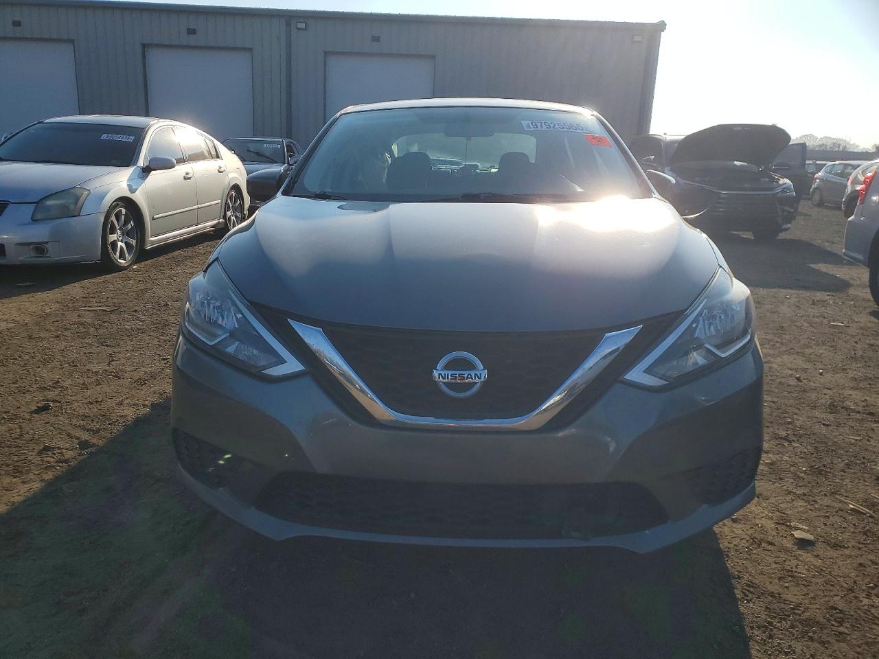 2019 NISSAN SENTRA S photo 9