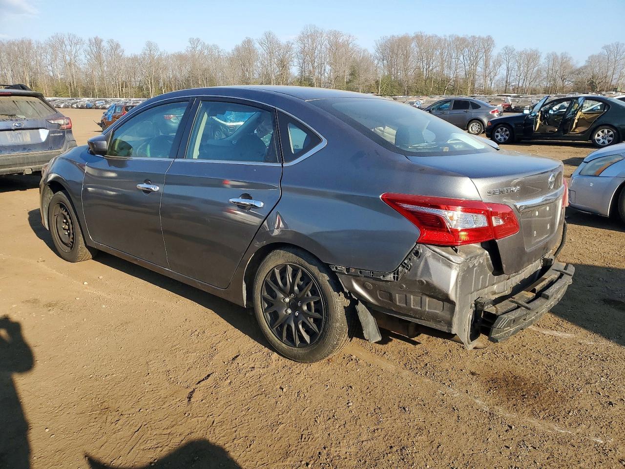 2019 NISSAN SENTRA S photo 3
