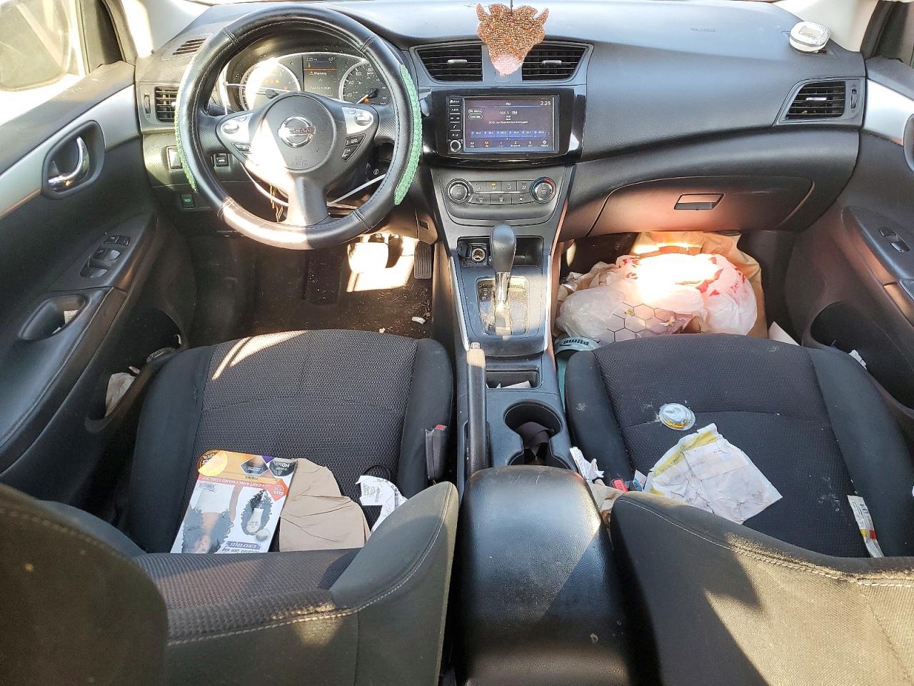 2019 NISSAN SENTRA S photo 15