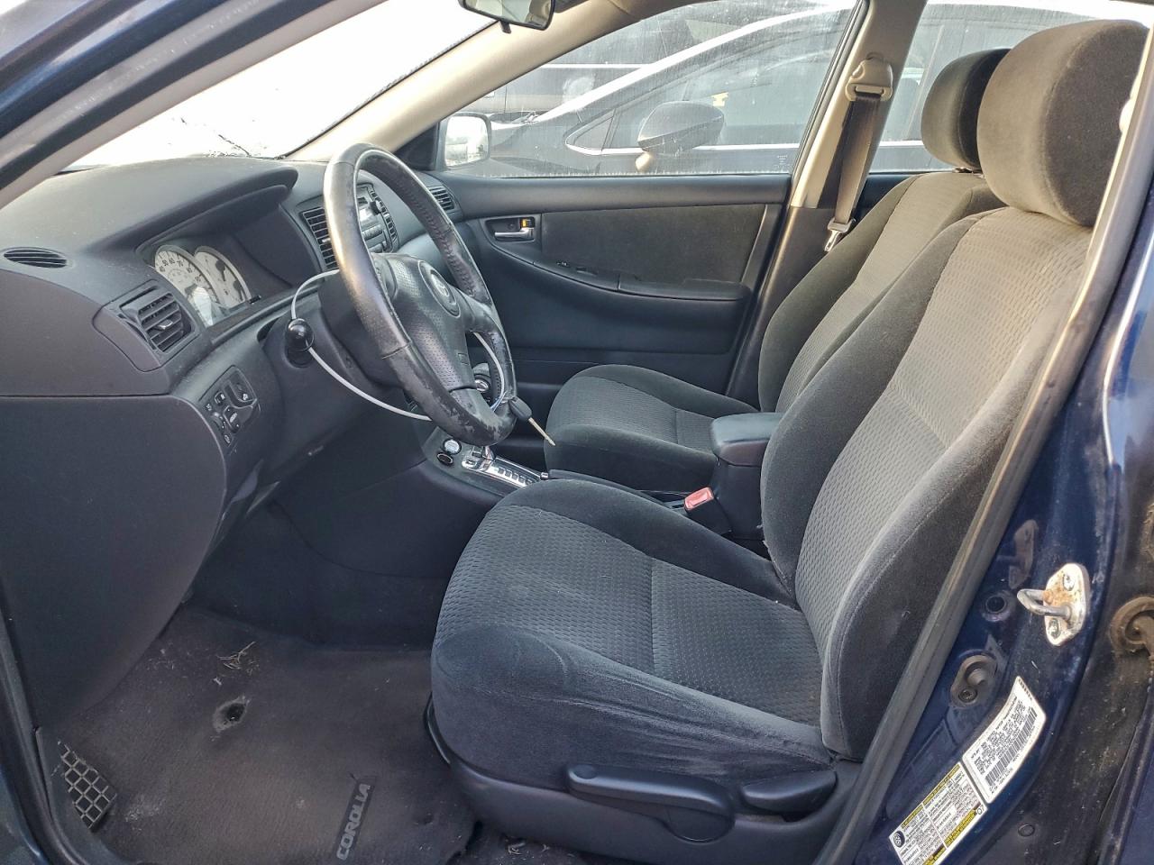 2005 TOYOTA COROLLA CE photo 13