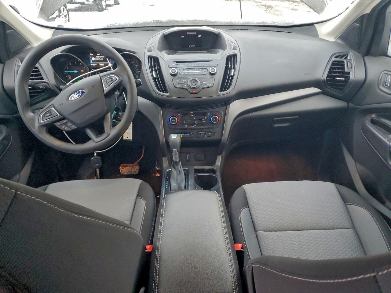 2017 FORD ESCAPE SE photo 15