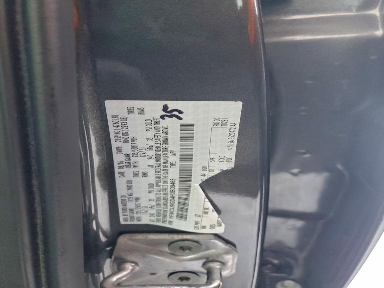 2017 FORD ESCAPE SE photo 23