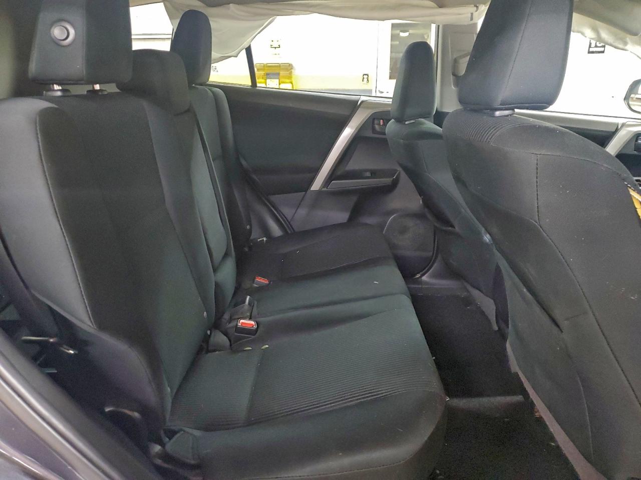 2018 TOYOTA RAV4 LE photo 21