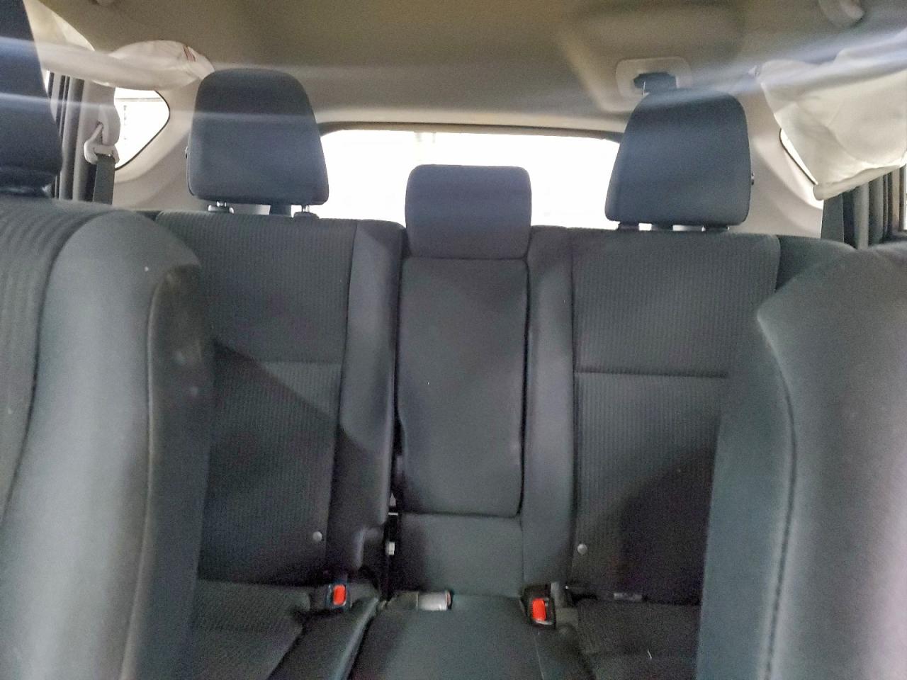 2018 TOYOTA RAV4 LE photo 19