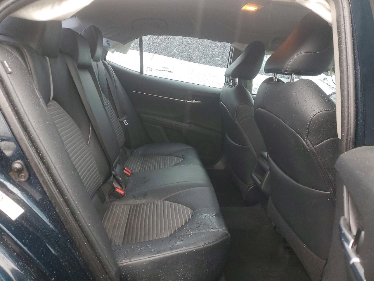 2018 TOYOTA CAMRY L photo 28