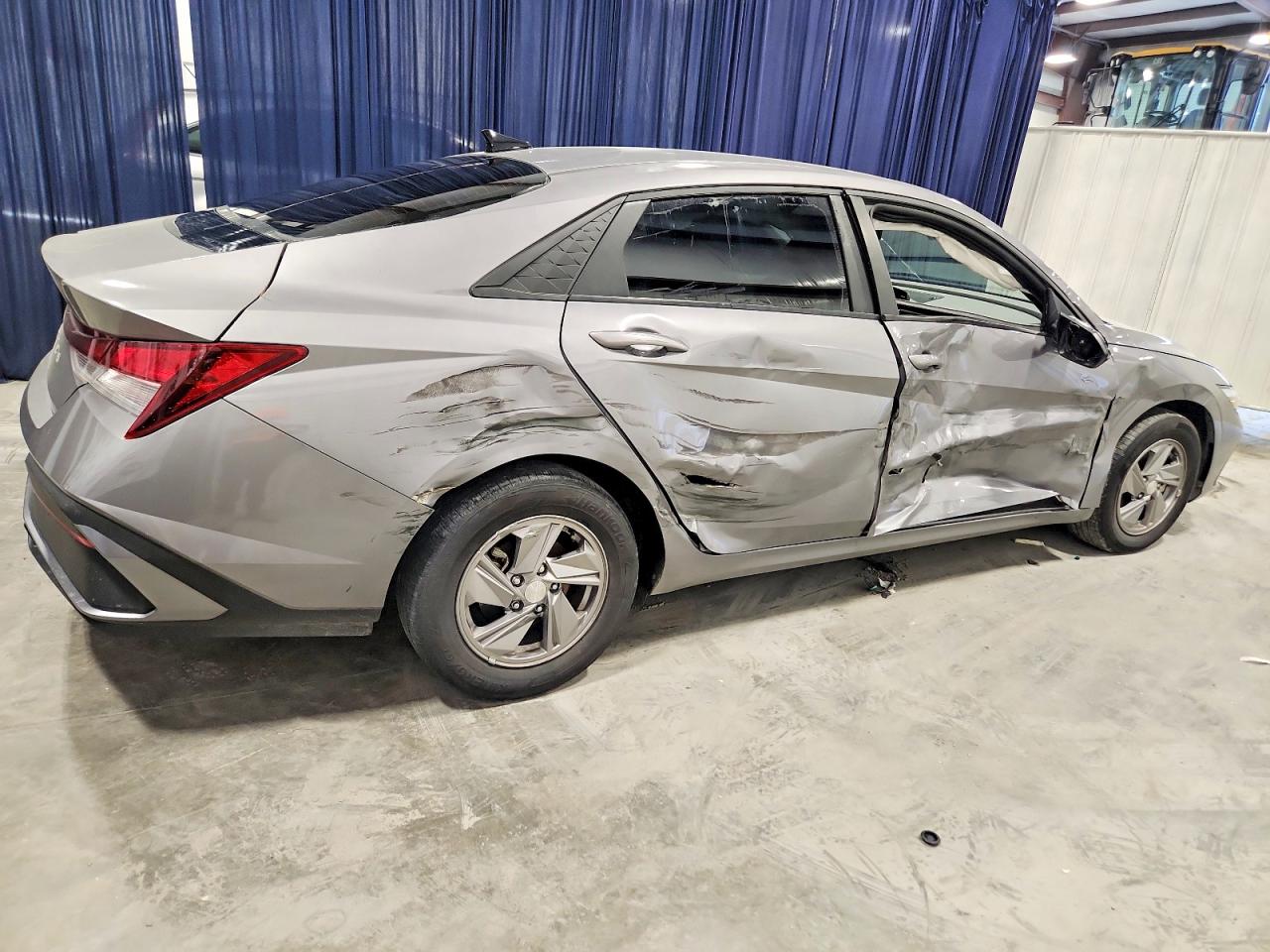 2025 HYUNDAI ELANTRA SE photo 7