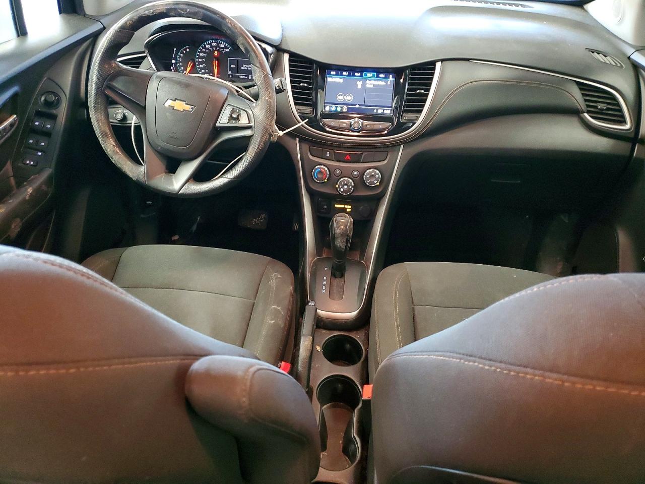 2018 CHEVROLET TRAX LS photo 22