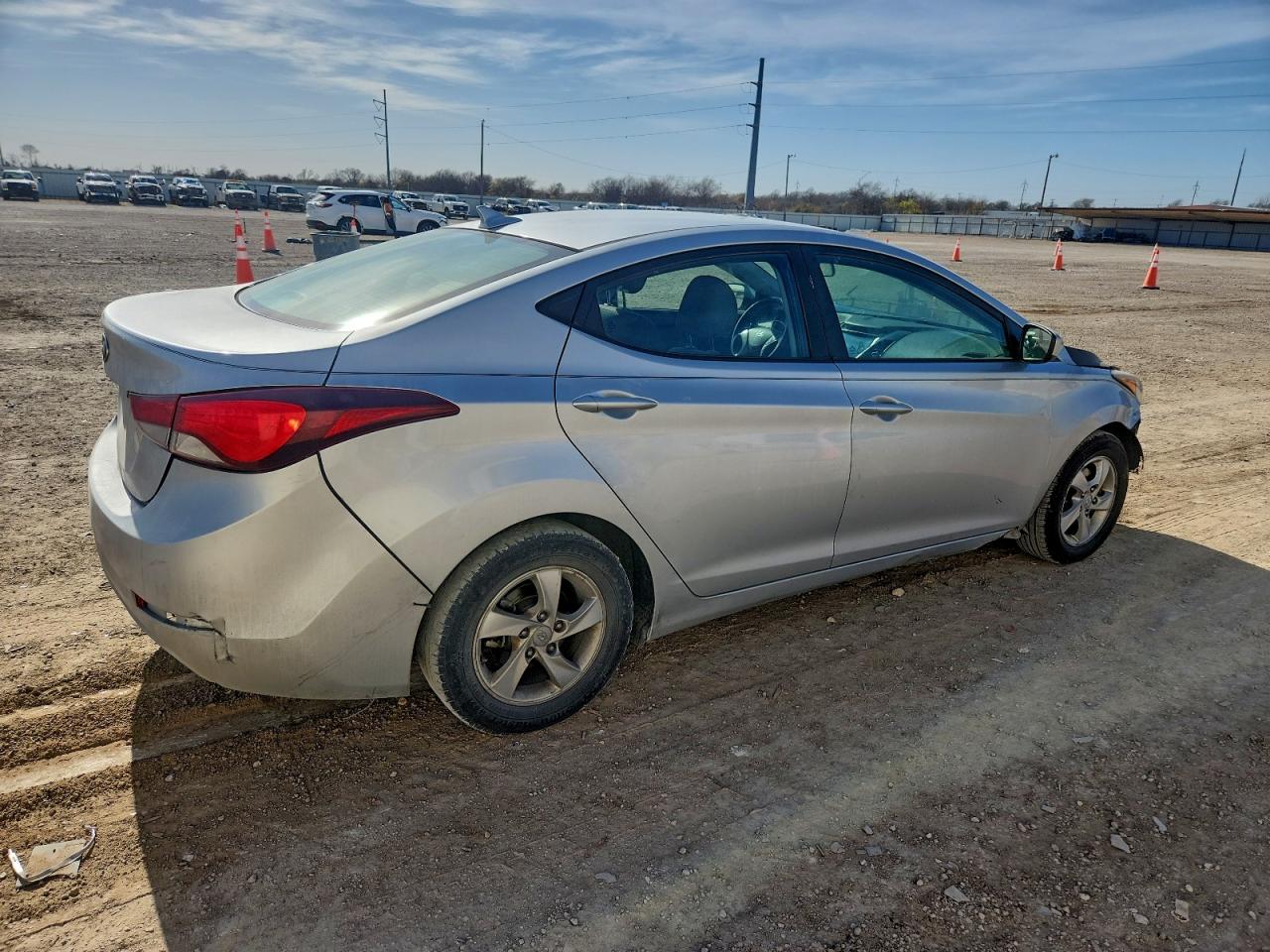 2014 HYUNDAI ELANTRA SE photo 3