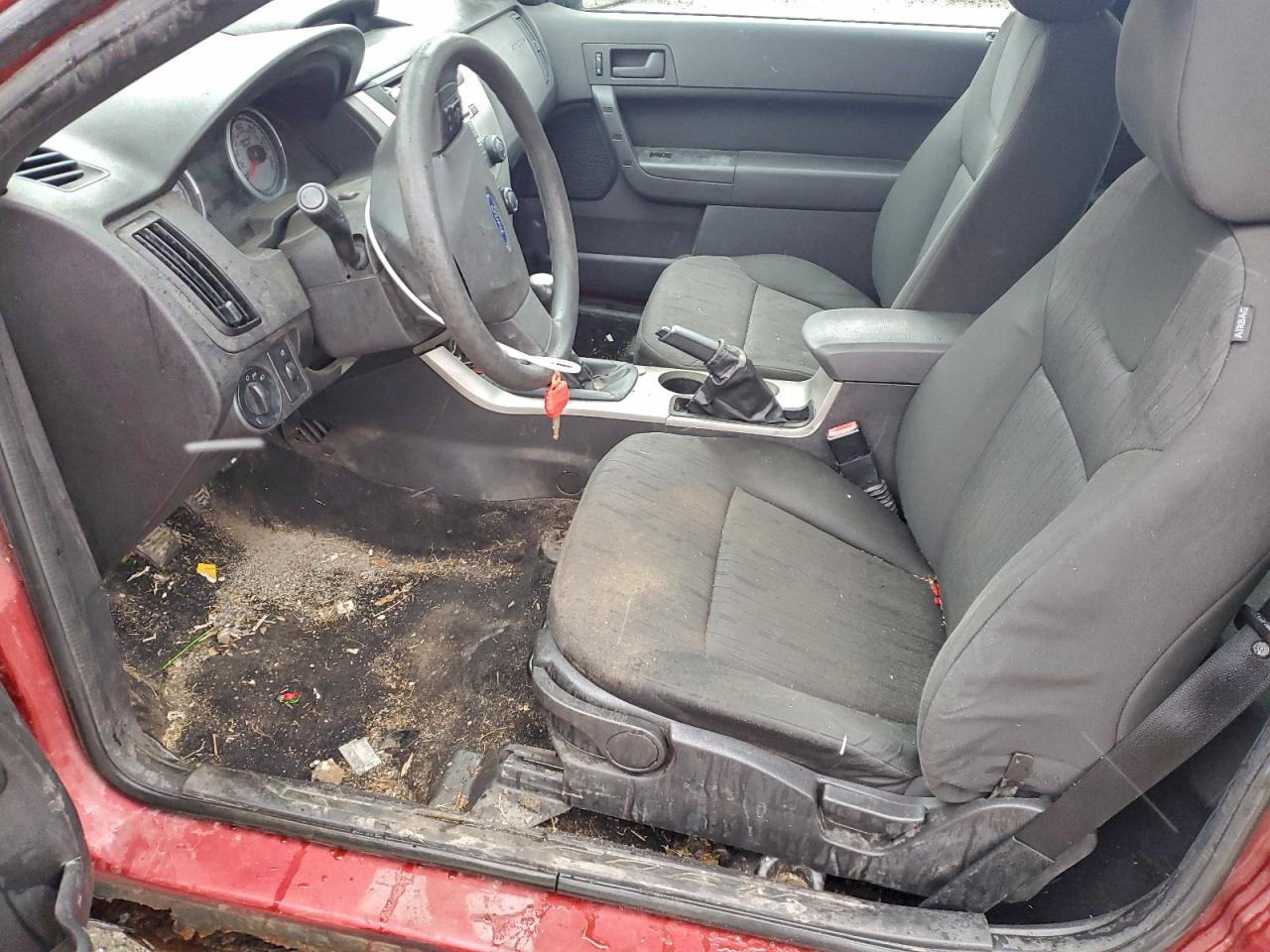 2009 FORD FOCUS SE photo 13