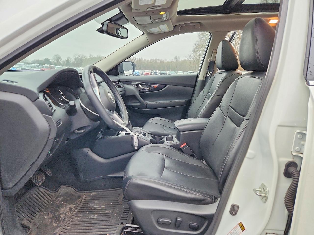 2020 NISSAN ROGUE S photo 7