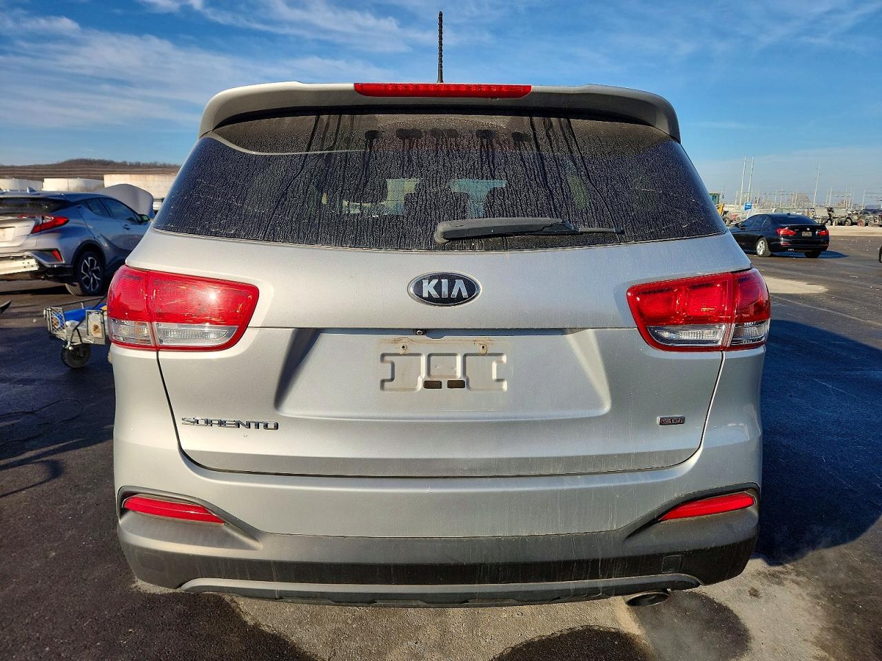 2016 KIA SORENTO LX photo 11