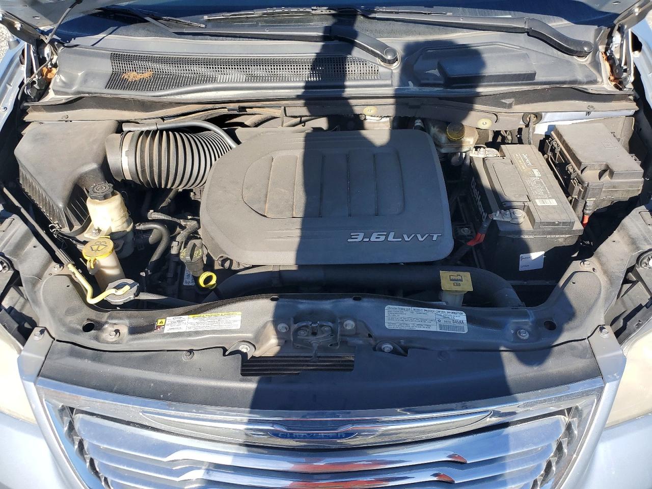 2013 CHRYSLER TOWN & COUNTRY TOURING photo 31