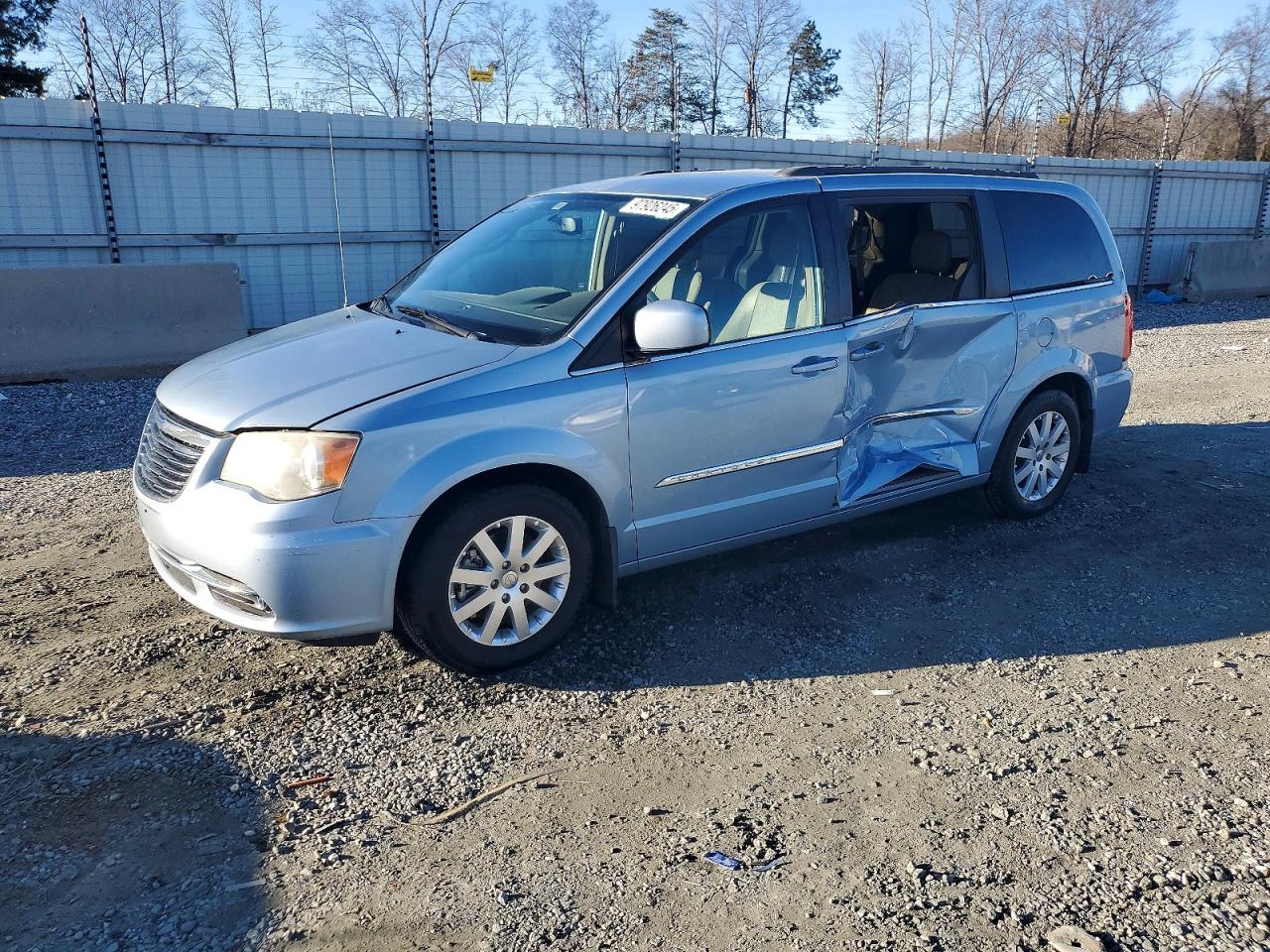 2013 CHRYSLER TOWN & COUNTRY