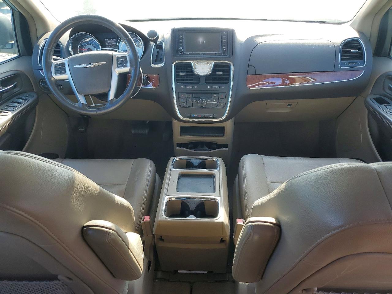 2013 CHRYSLER TOWN & COUNTRY TOURING photo 22