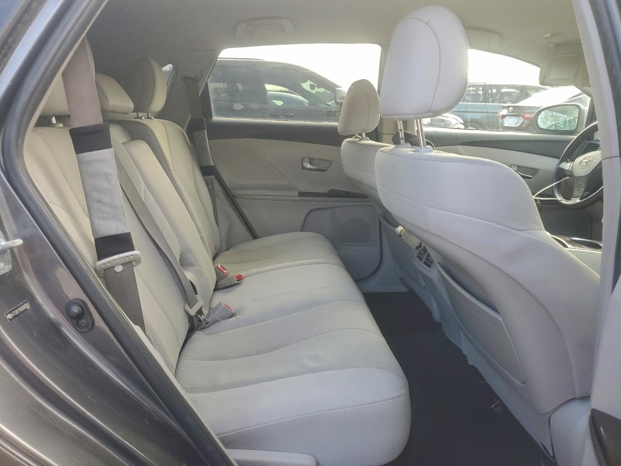 2009 TOYOTA VENZA photo 19