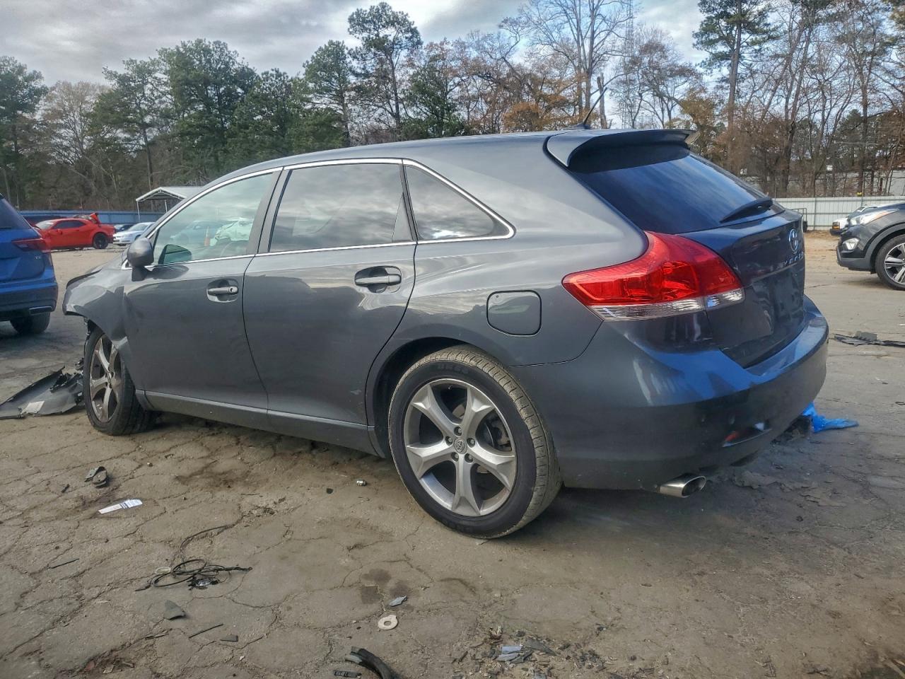 2009 TOYOTA VENZA photo 3