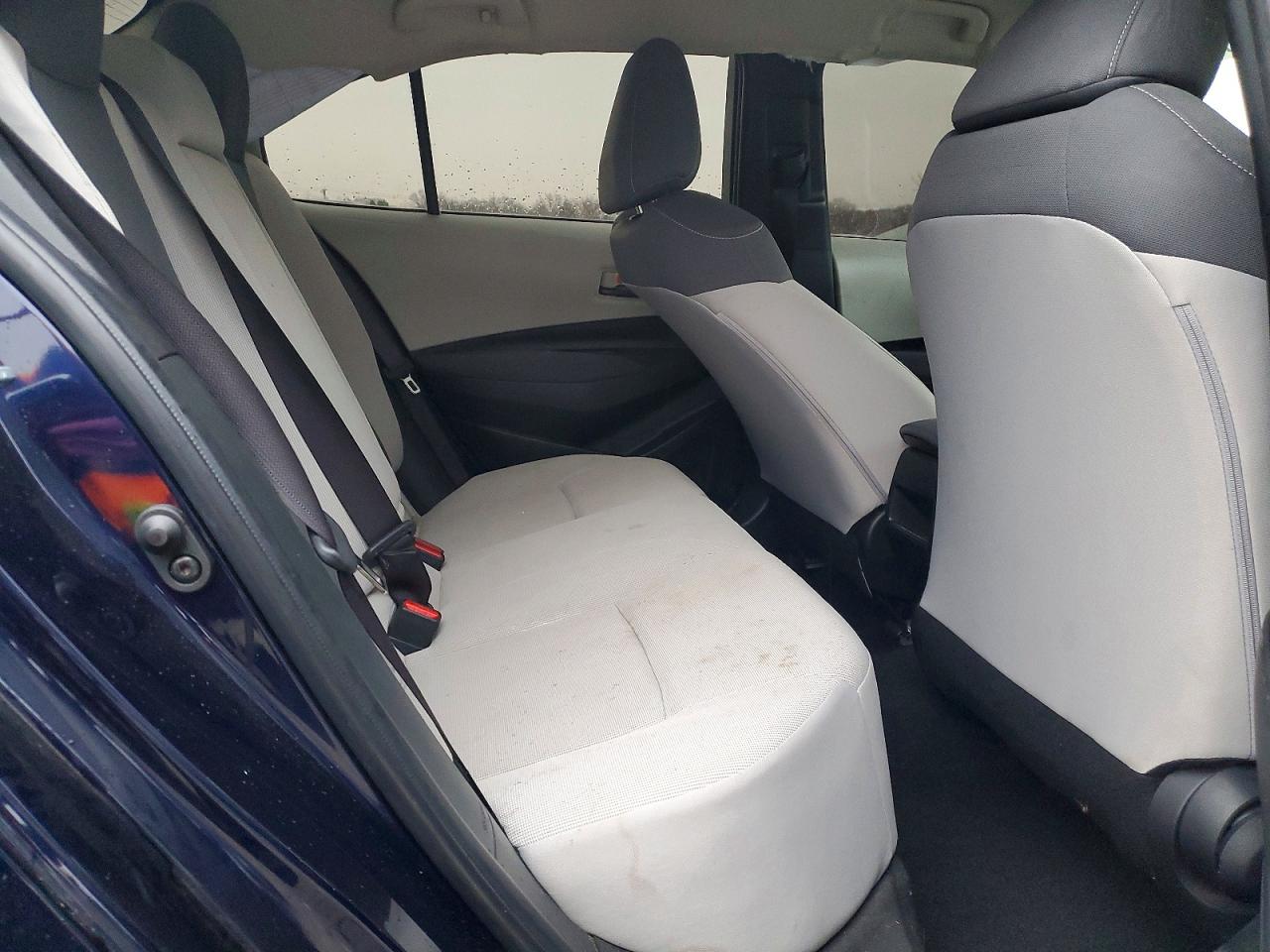 2022 TOYOTA COROLLA LE photo 19