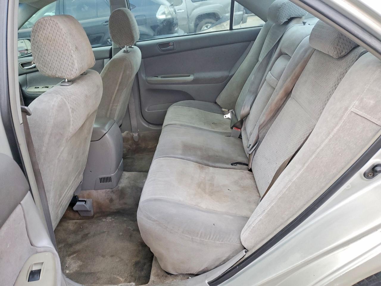 2003 TOYOTA CAMRY LE photo 10