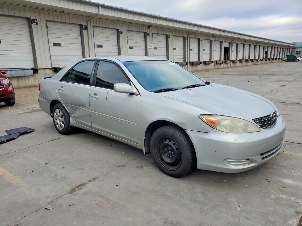 2003 TOYOTA CAMRY LE photo 4