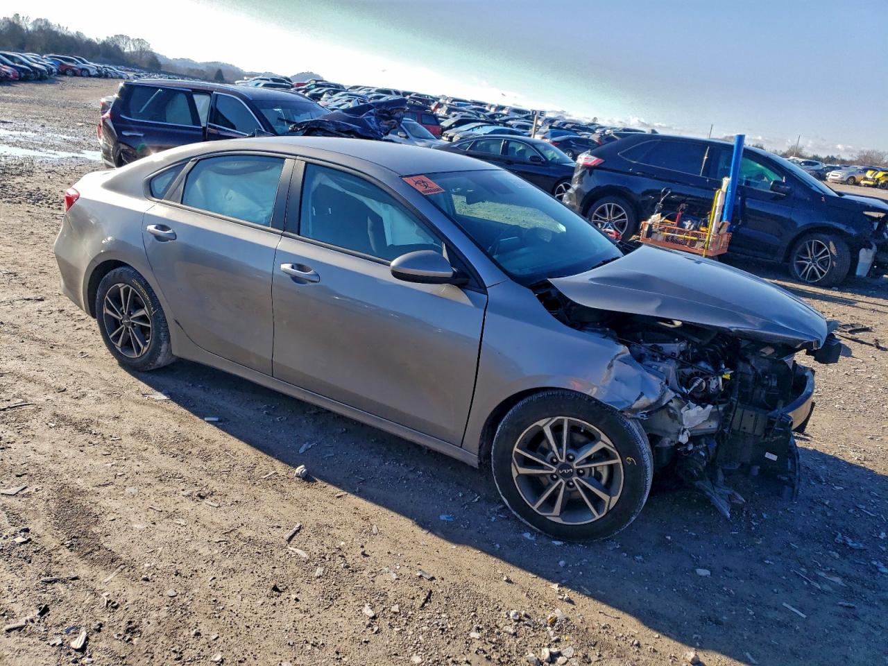2023 KIA FORTE LX photo 4