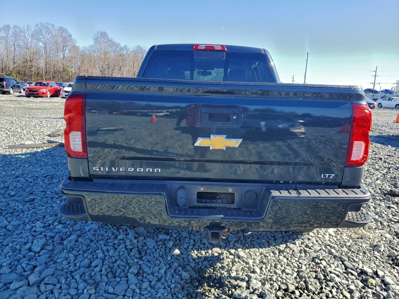 2017 CHEVROLET SILVERADO K1500 LTZ photo 6