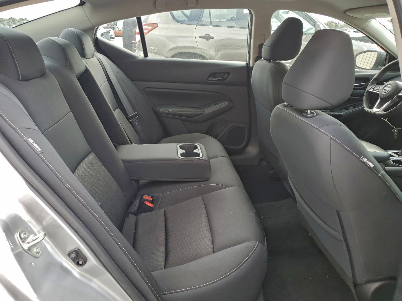 2024 NISSAN ALTIMA SV photo 28