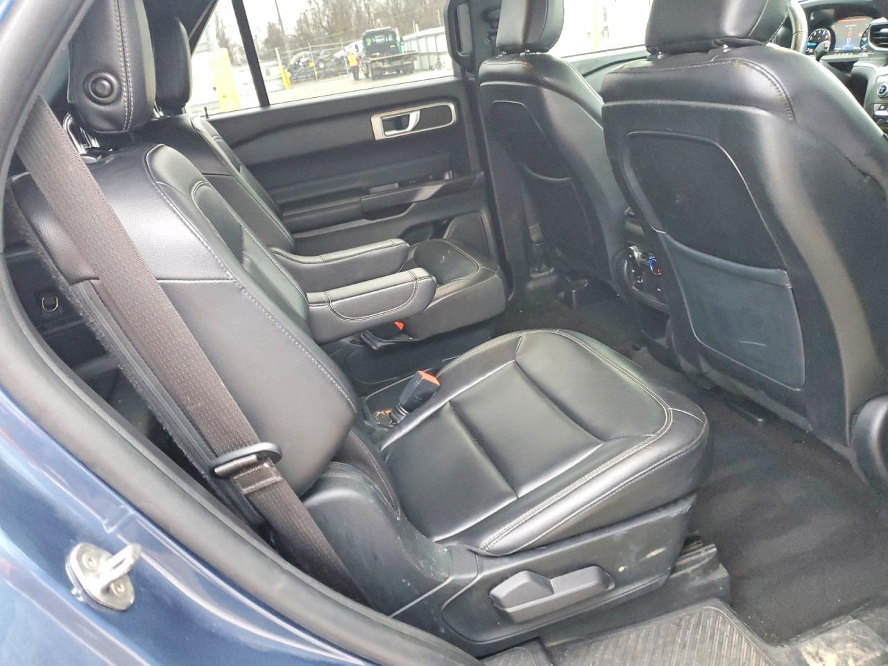 2020 FORD EXPLORER XLT photo 21