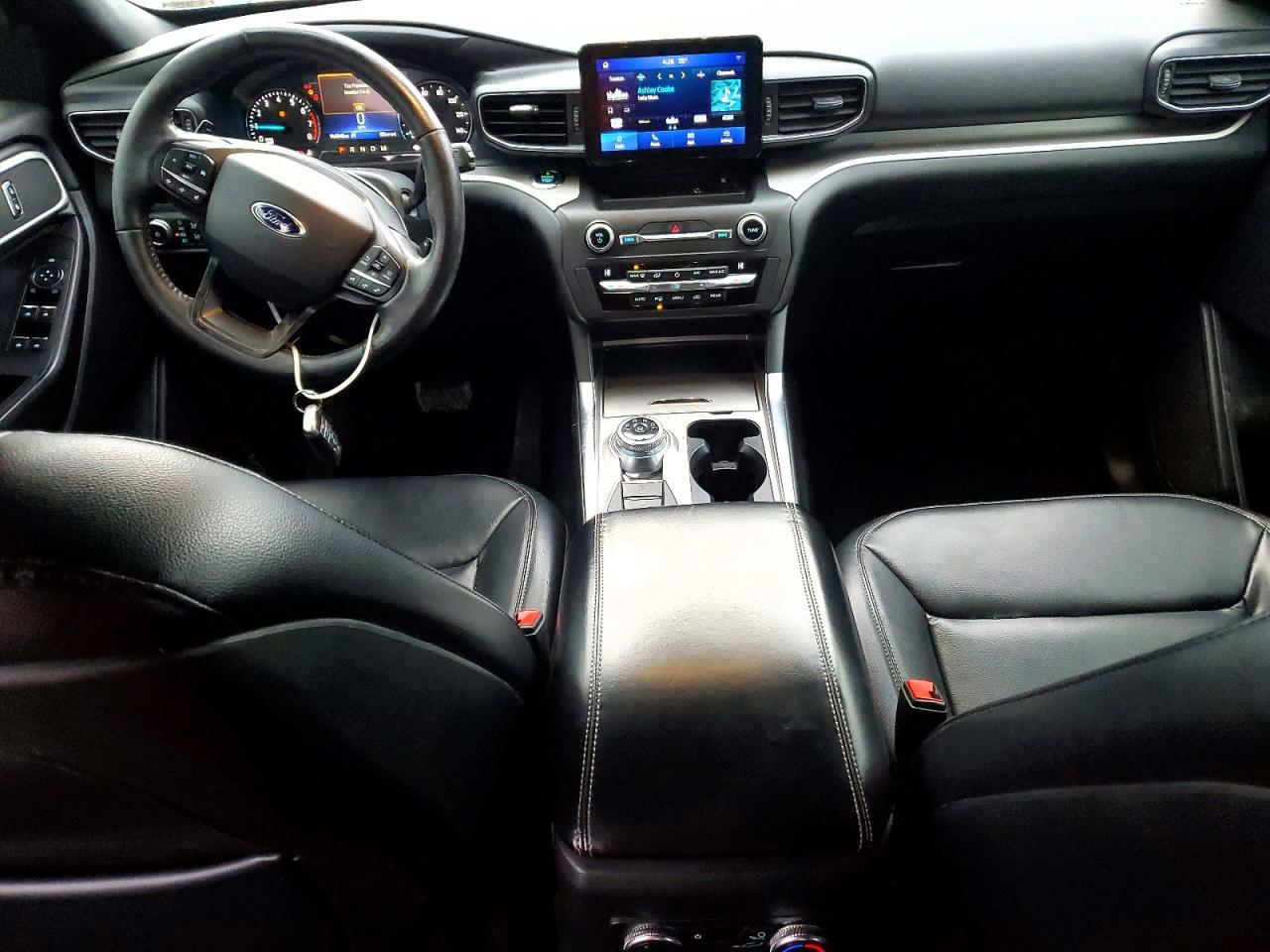 2020 FORD EXPLORER XLT photo 15