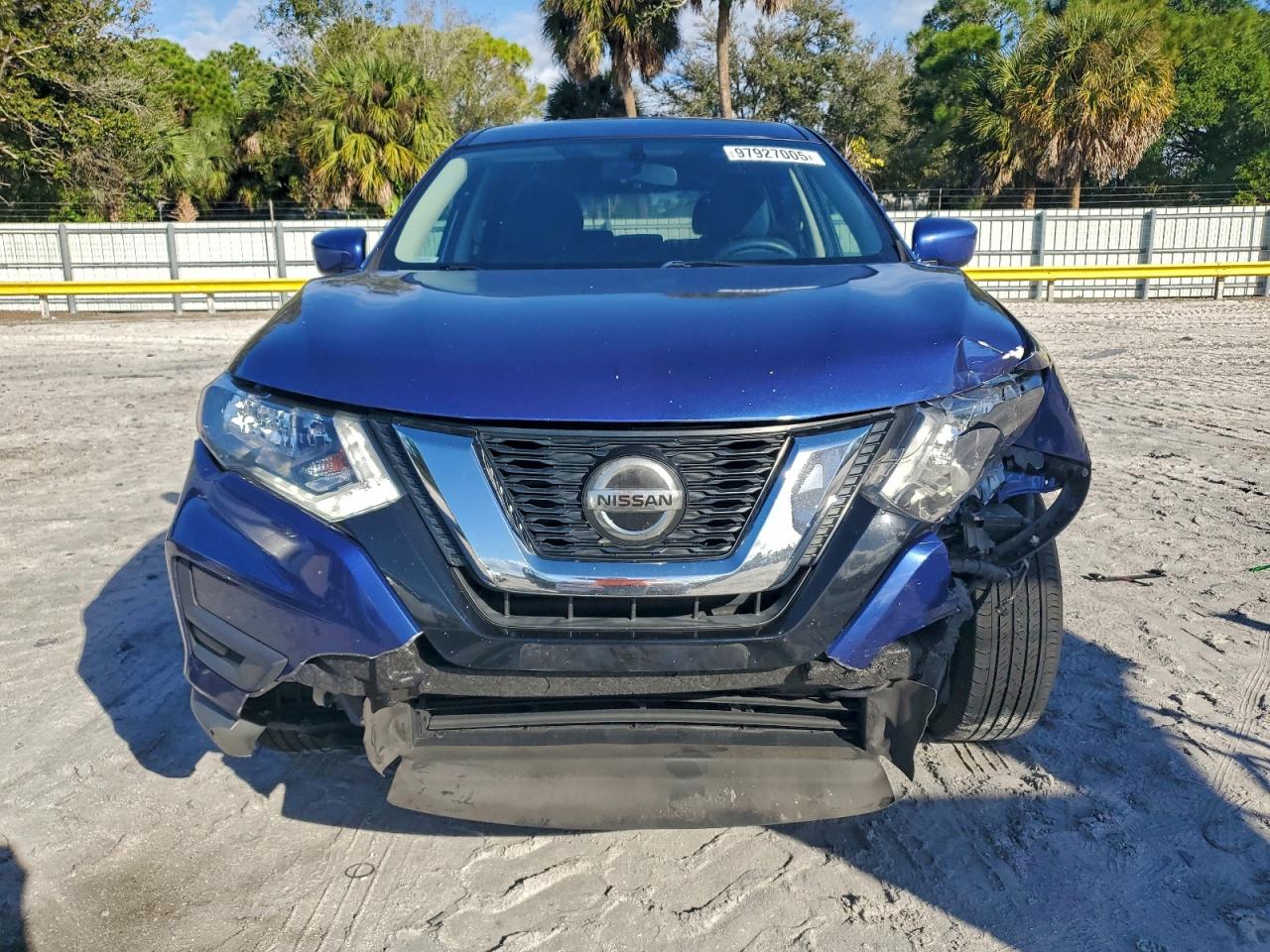 2018 NISSAN ROGUE S photo 9