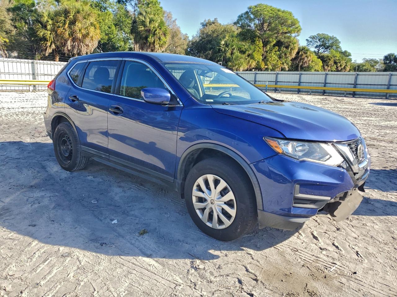 2018 NISSAN ROGUE S photo 7