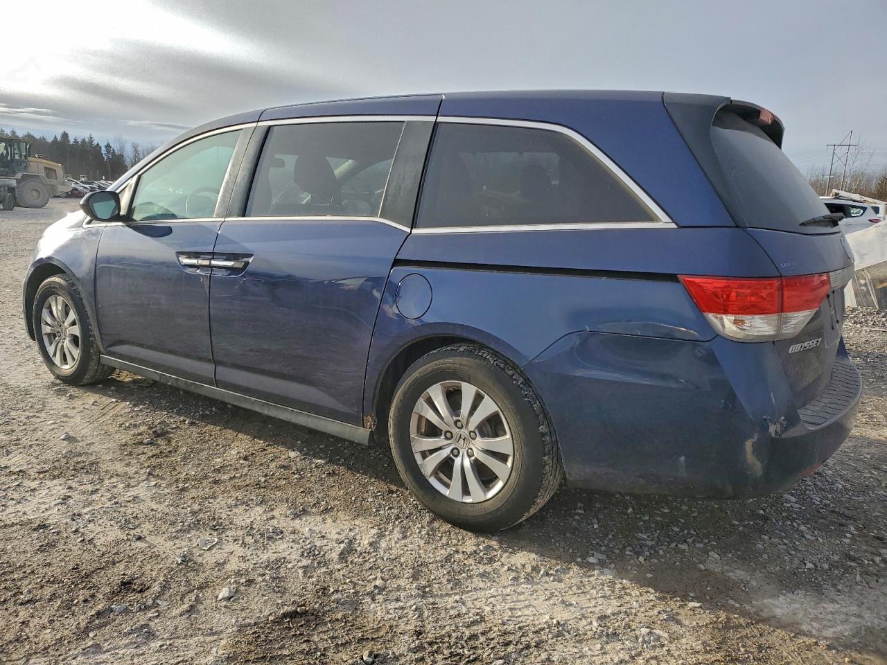 2014 HONDA ODYSSEY EX photo 2