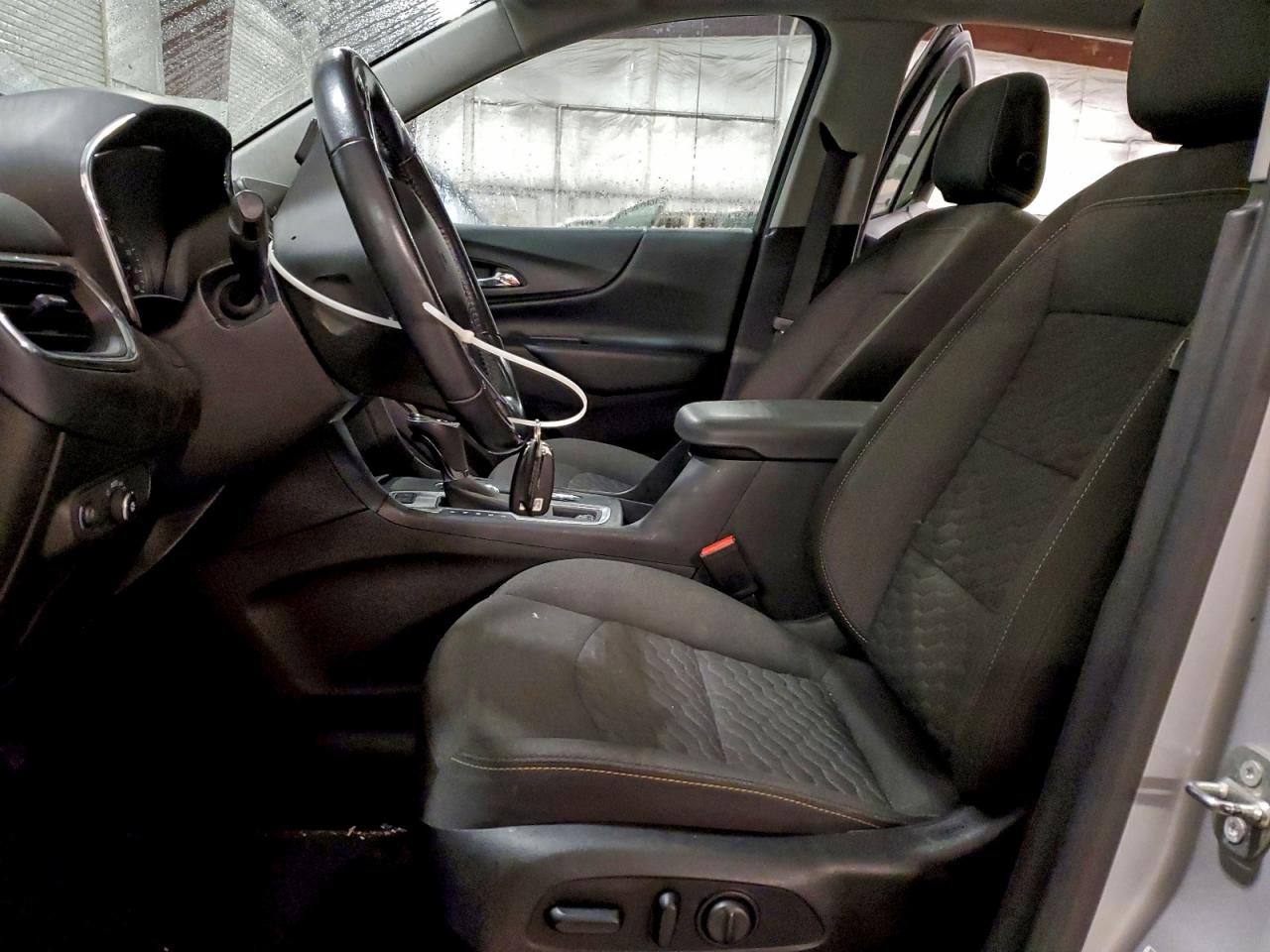 2018 CHEVROLET EQUINOX LT photo 13