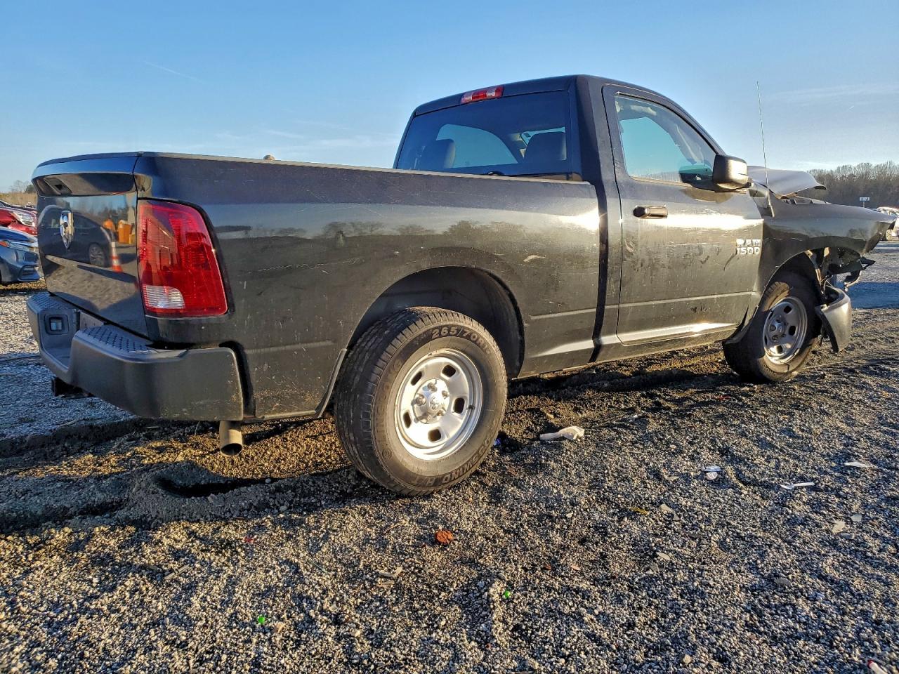 2016 RAM 1500 ST photo 5