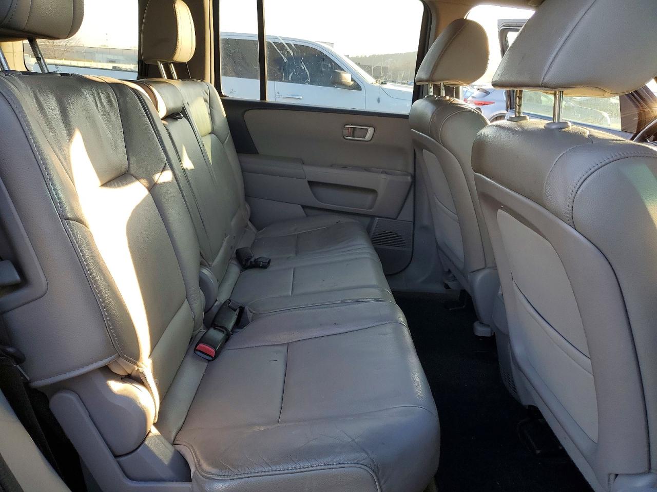 2015 HONDA PILOT EXL photo 11