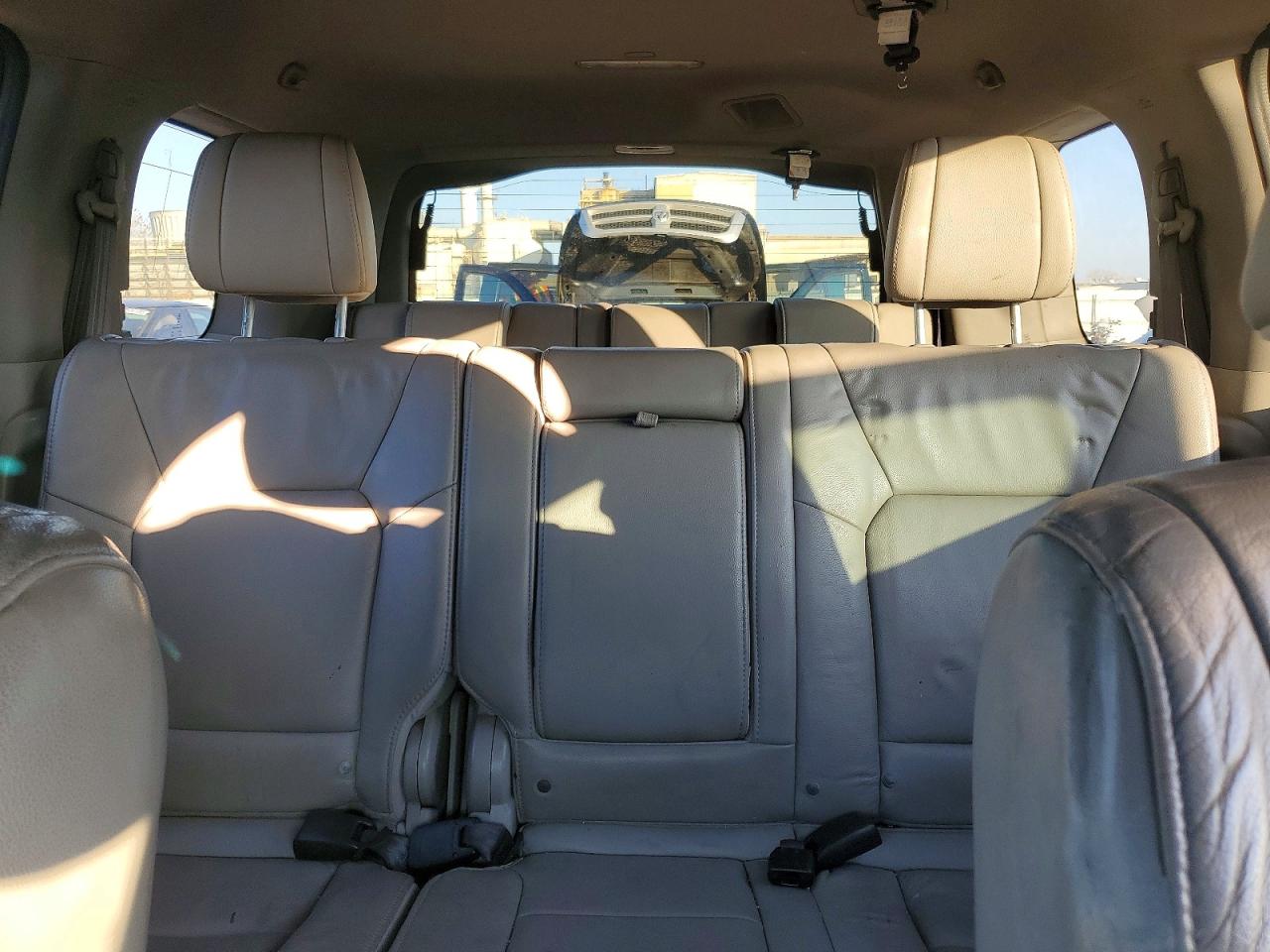 2015 HONDA PILOT EXL photo 10
