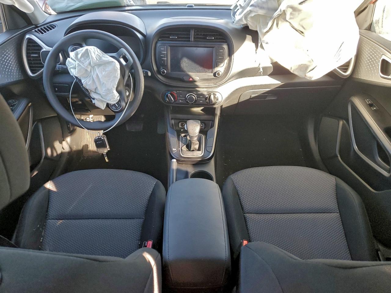 2025 KIA SOUL LX photo 15