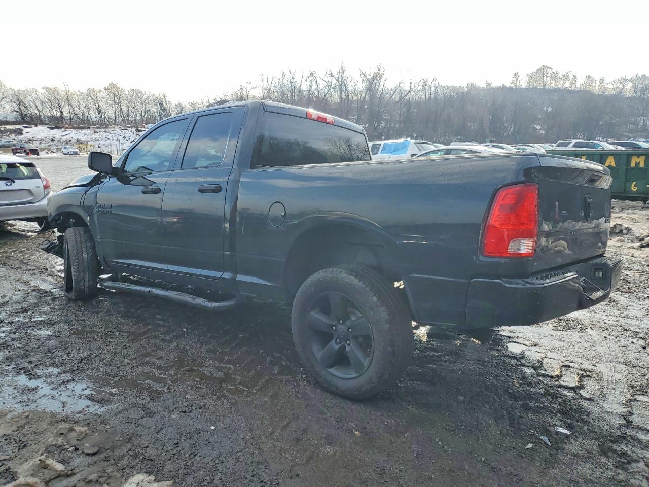 2017 RAM 1500 ST photo 3