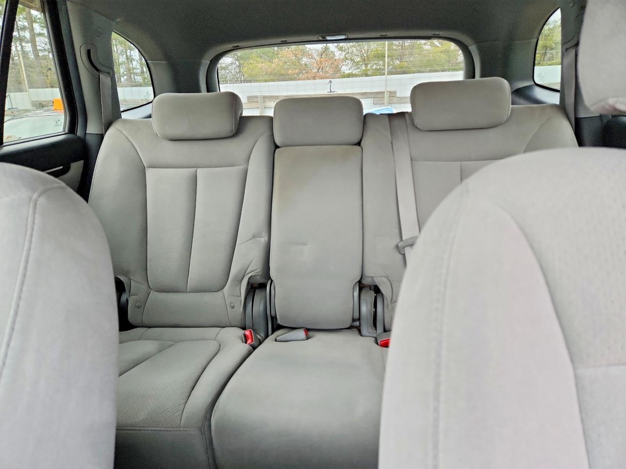 2009 HYUNDAI SANTA FE GLS photo 10